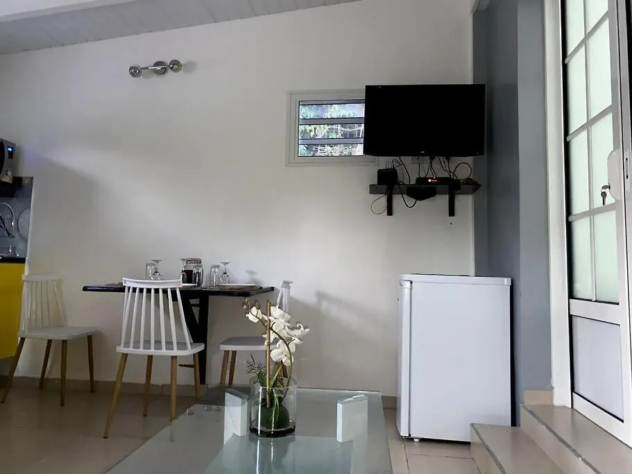 On Ti Kanpo Apartment Bosredon Guadeloupe